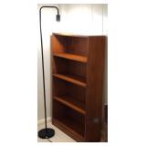 MMS109 - 4-TIER BOOKSHELF AND LAMP