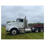 Kenworth W900